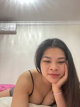 Lucky xiao online show from June 18, 12:45 am