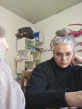 Lulitahot online show from May 19, 3:41 pm