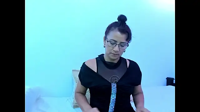 Ms Amada online show from May 15, 11:51 pm