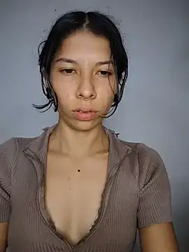 MelanyMo on online show from June 14, 1:25 am