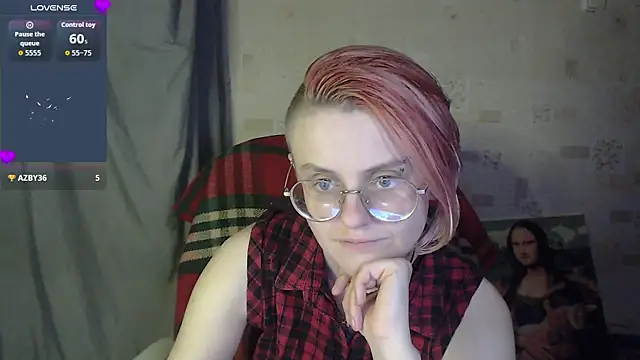   Freya    online show from June 27, 6:14 pm