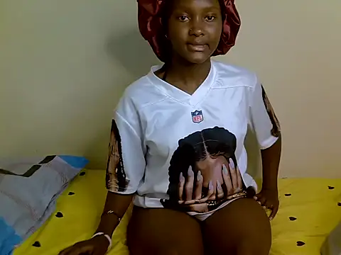 sexxydollyy online show from July 10, 8:53 pm
