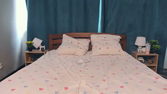 DeniseMekus online show from June 18, 9:14 am