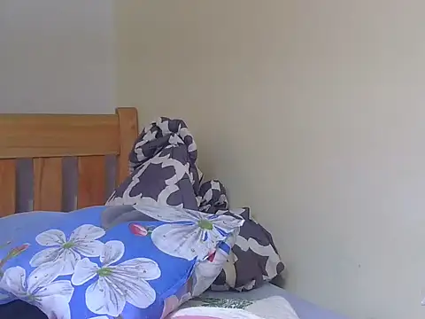 tessy kitty online show from May 20, 9:28 am