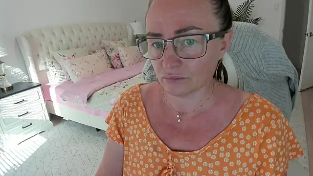 Vika73 online show from July 4, 10:05 pm