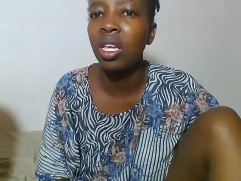 SassyCandie online show from July 6, 5:15 pm
