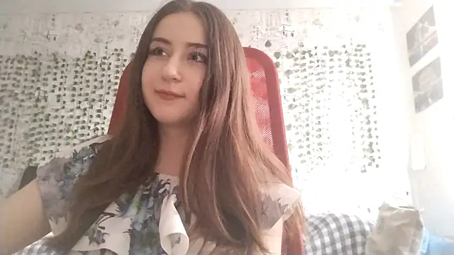 Pollykiss online show from July 10, 9:43 am
