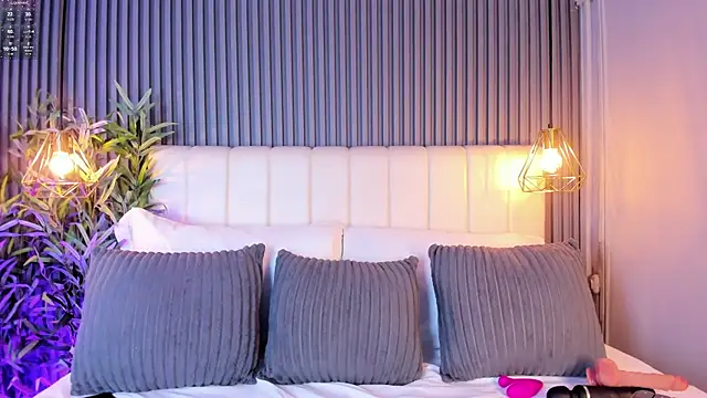 Lina Glam online show from June 23, 3:59 am