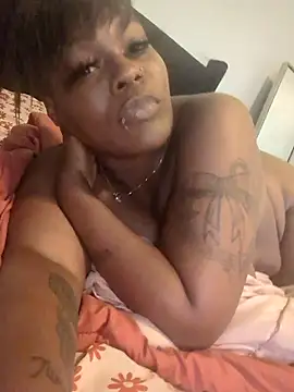 damnshegotass online show from August 6, 4:47 pm