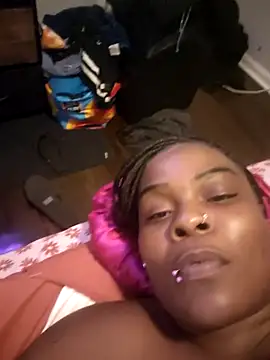 damnshegotass online show from June 24, 7:18 am