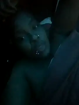 damnshegotass online show from July 4, 1:01 am