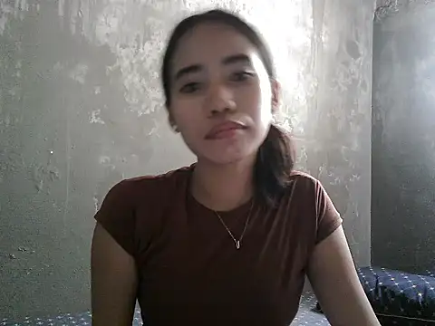 young sophieee online show from May 26, 2:55 am