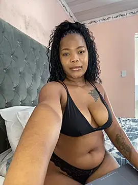 nothileenhle online show from June 5, 9:48 am
