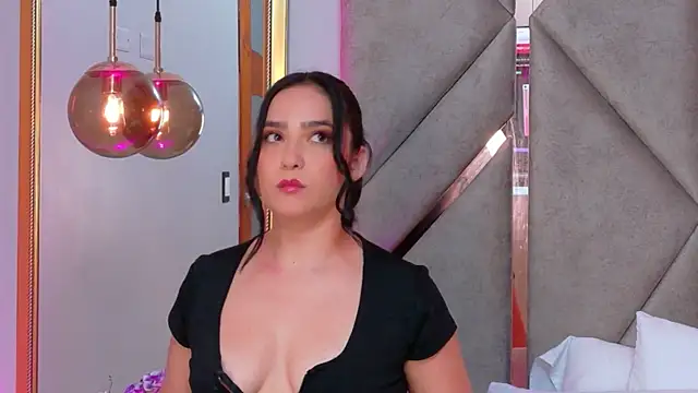 Laurent-Rose online show from June 4, 2:43 pm