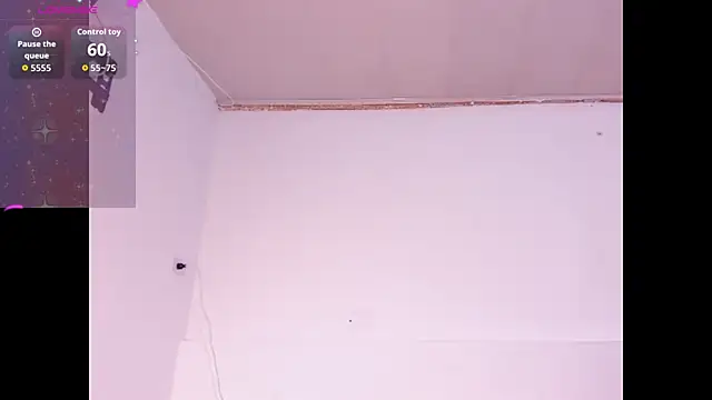 Nikkibounce online show from June 20, 4:32 pm