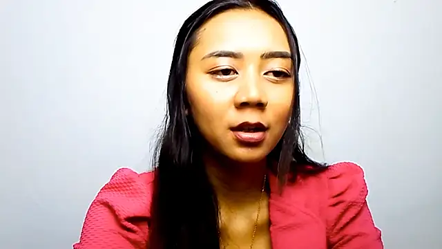 KristieOrtmann online show from June 18, 9:14 am