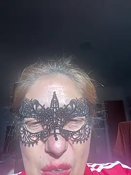 lulupiecitosamor online show from July 1, 2:16 pm