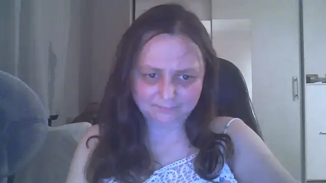 TaylorLovely online show from July 1, 8:08 pm