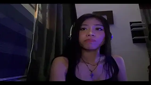 amberluiss online show from June 9, 7:41 am