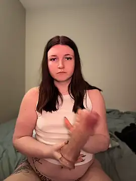 misssmondayy online show from July 30, 12:33 am