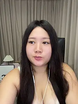 Luckysisi-s online show from July 13, 1:12 pm
