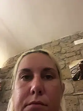 Sofia beee online show from July 2, 1:39 pm