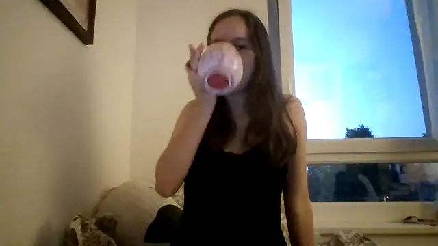 SoftieSophie online show from May 26, 3:06 am