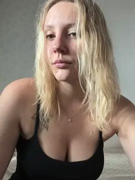 Ann first kiss online show from July 14, 1:17 am