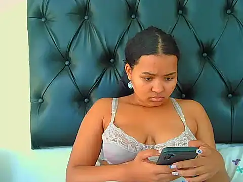 indianaphrodite1 online show from June 5, 6:52 am