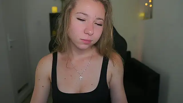 VivienVance online show from June 7, 12:56 pm