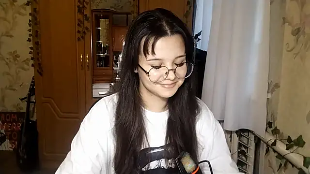 Adilily online show from May 29, 3:21 pm
