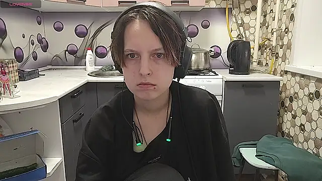 Saranade online show from June 26, 5:36 pm