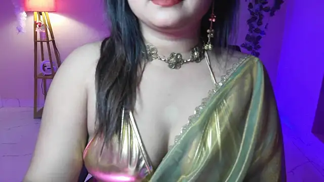 Red Heart  online show from June 14, 5:24 pm