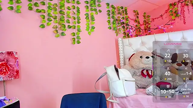 valentinee xo online show from June 23, 6:11 am