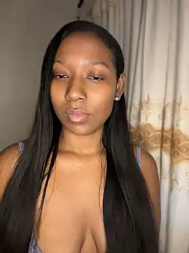 chell iivy online show from August 7, 5:36 am