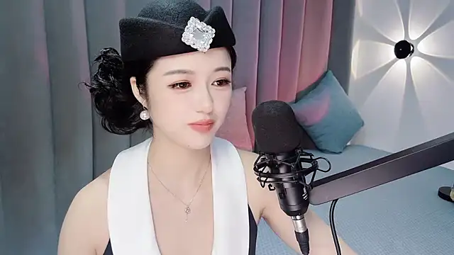 Momo-Wow online show from July 7, 7:23 am