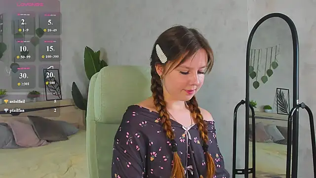 Violeta Paul online show from July 11, 1:16 am