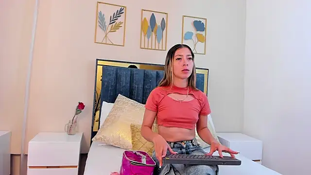 martinc aria online show from July 8, 12:07 pm
