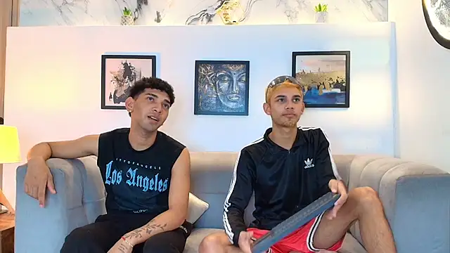 BLONDON BOYS1 online show from June 2, 7:37 pm