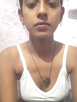 Saloni-Tyagi online show from June 22, 11:07 am