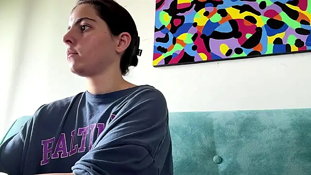 MarisaKomar online show from June 18, 8:27 am