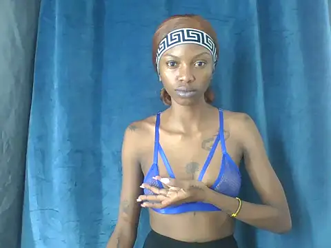 Naughtysavage online show from June 10, 6:28 pm