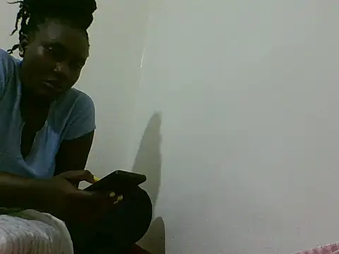 HottieV online show from June 4, 5:28 pm