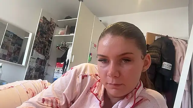 Melissamayy online show from August 7, 12:12 pm
