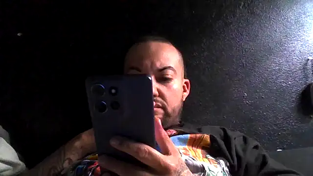 Urmommasfav69 online show from August 3, 2:04 am