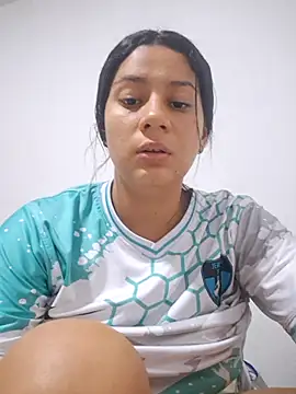 emperatrizcute29 online show from June 9, 12:21 am