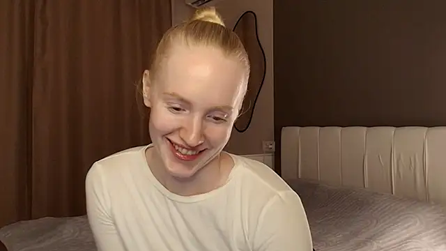 Miss EliizaShy online show from June 16, 5:47 pm