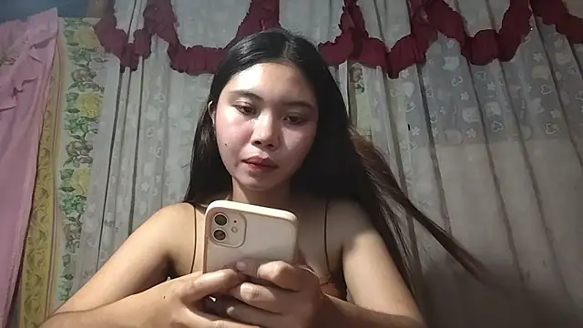 ThanhKalinowski online show from June 10, 2:22 am