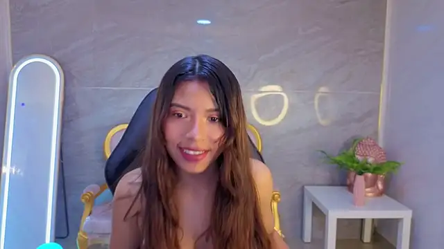 lisa s1 online show from July 4, 8:16 pm