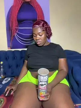 BigBootyBrie01 online show from July 18, 5:04 pm